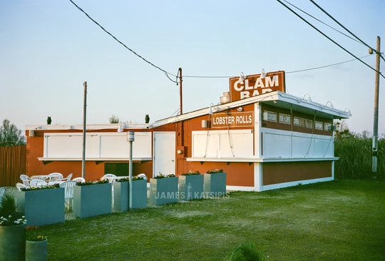 Main image Clam Bar